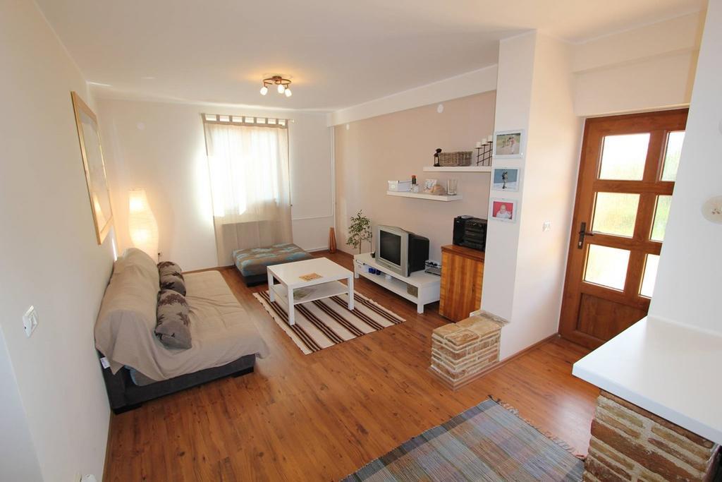 Apartment Dusanka Fažana Exterior foto